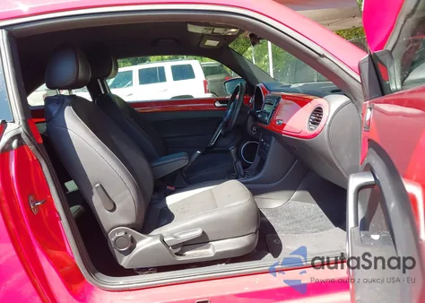 2014 Volkswagen Beetle 2.5L из США, поврежденный, VIN 3VWHX7AT7EM614979